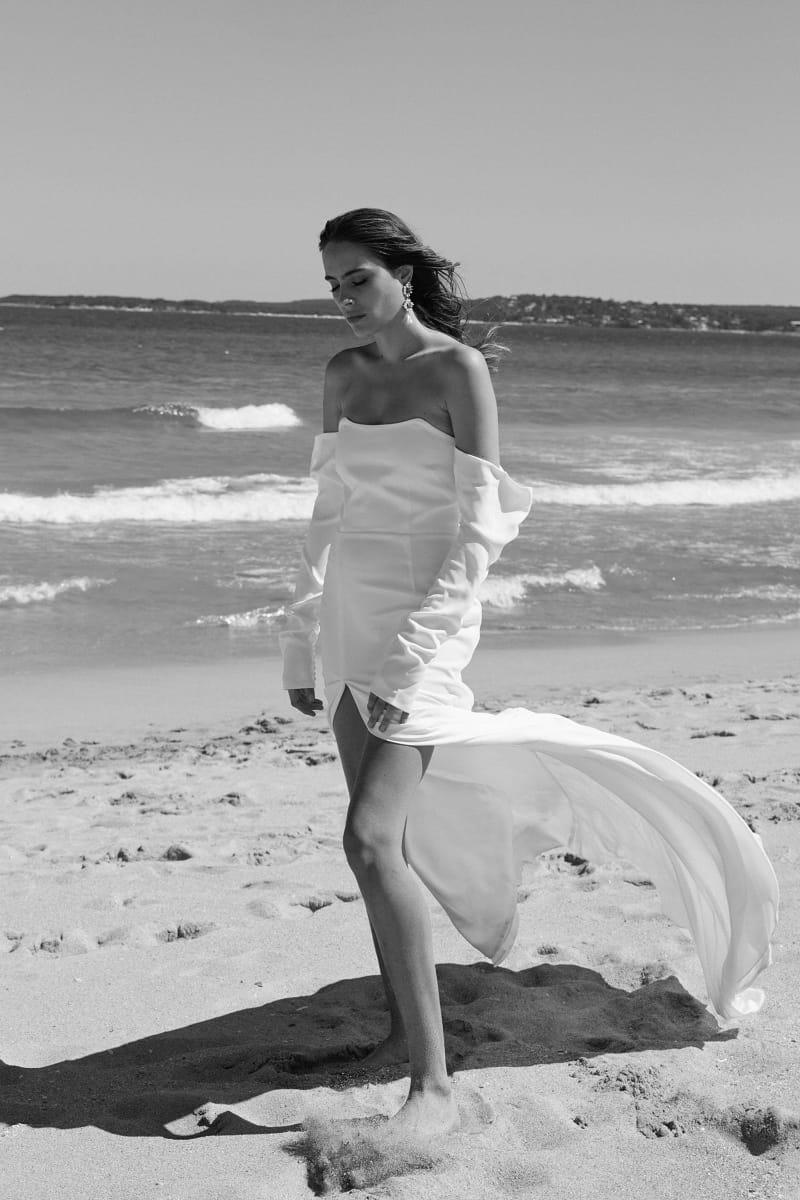 robe de mariée And For Love disponible chez Melody Nelson à Erpent, Namur, Belgique