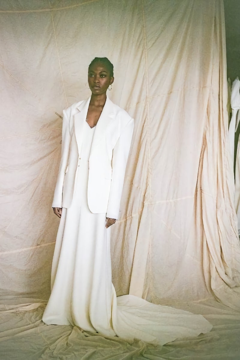 robe de mariée Bon Bridé disponible chez Melody Nelson à Erpent, Namur, Belgique