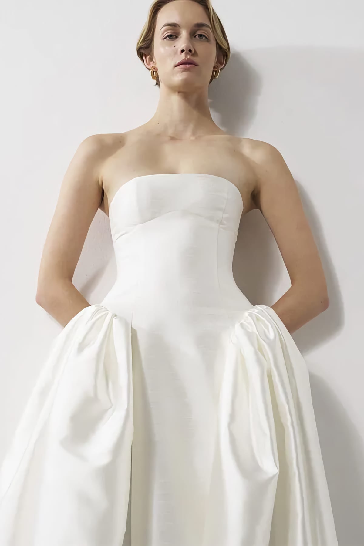 robe de mariée Bon Bridé disponible chez Melody Nelson à Erpent, Namur, Belgique