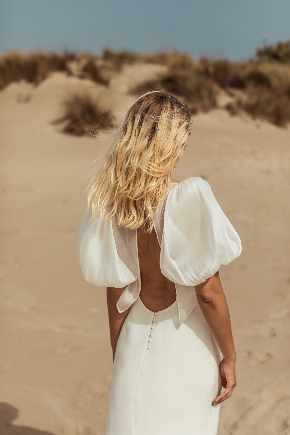 robe de mariée Caroline Takvorian disponible chez Melody Nelson à Erpent, Namur, Belgique