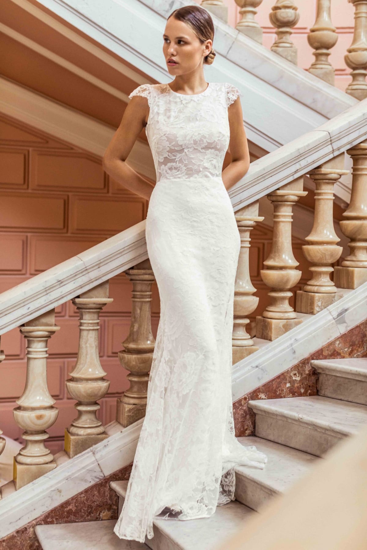 robe de mariée Caroline Takvorian disponible chez Melody Nelson à Erpent, Namur, Belgique