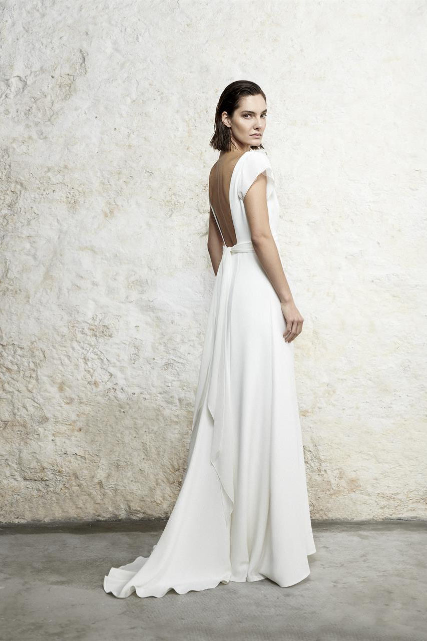 robe de mariée Carta Branca disponible chez Melody Nelson à Erpent, Namur, Belgique