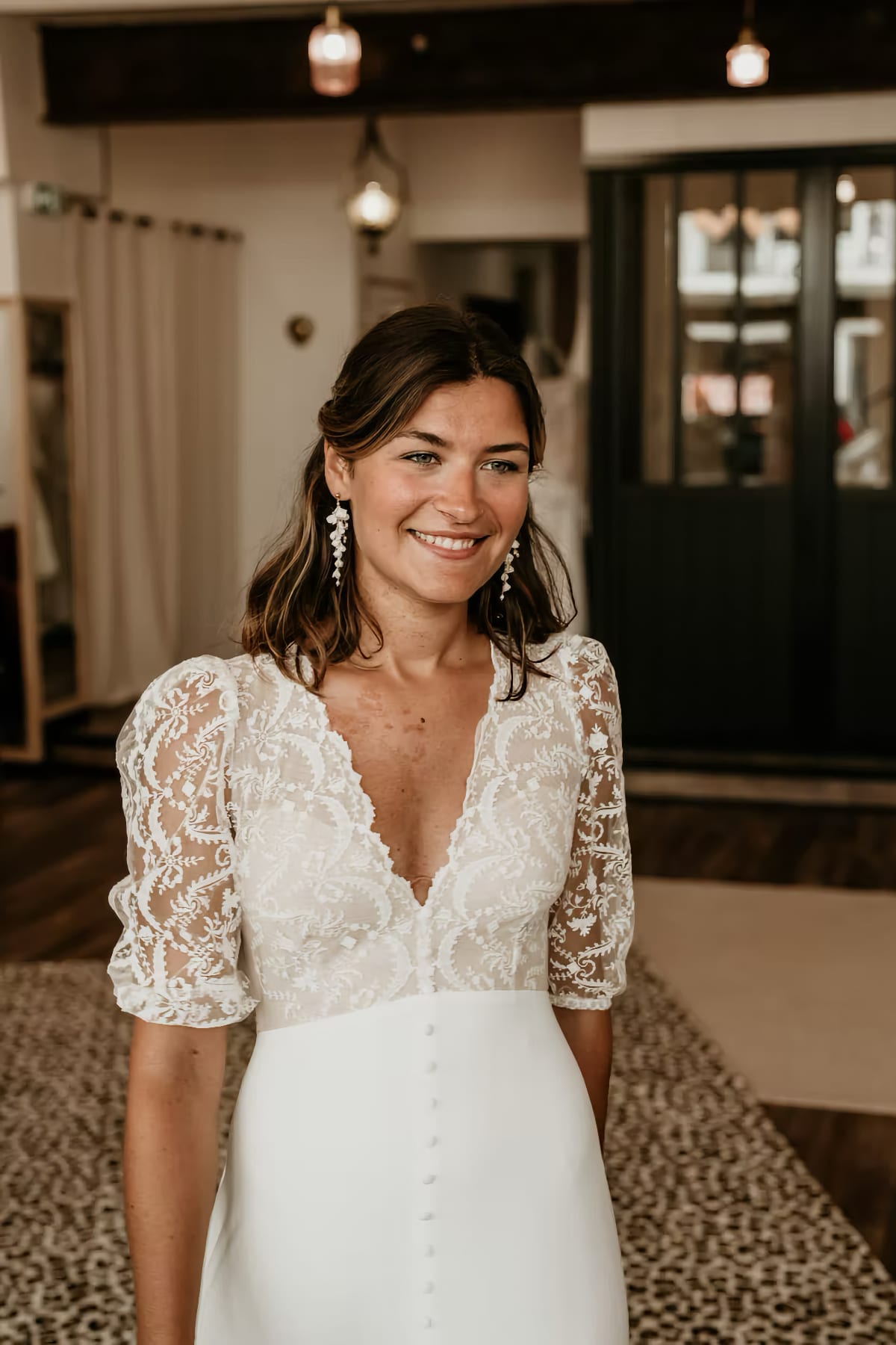 robe de mariée Claudine création disponible chez Melody Nelson à Erpent, Namur, Belgique