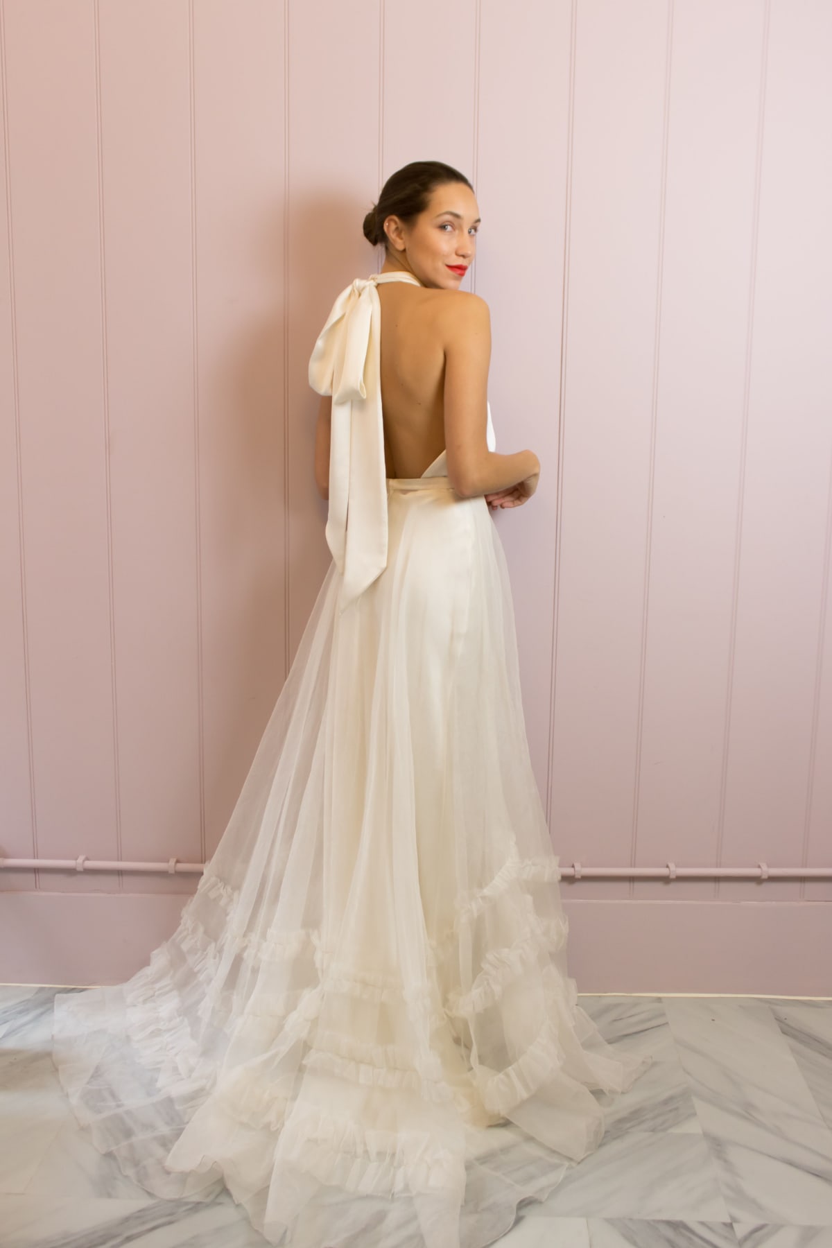 robe de mariée Halfpenny London disponible chez Melody Nelson à Erpent, Namur, Belgique
