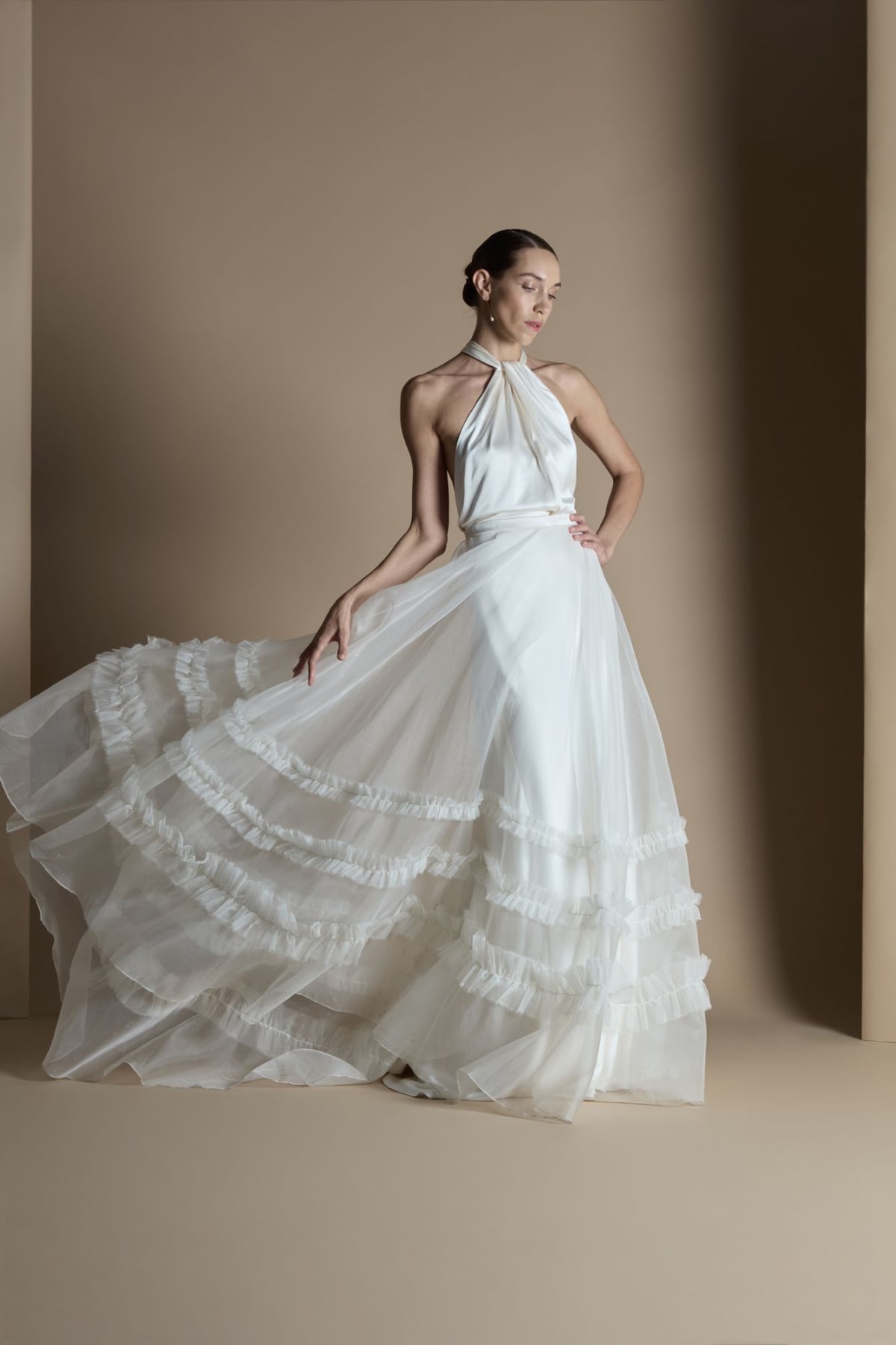 robe de mariée Halfpenny London disponible chez Melody Nelson à Erpent, Namur, Belgique