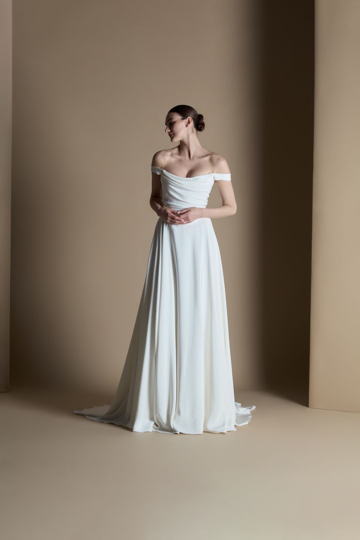 robe de mariée Halfpenny London disponible chez Melody Nelson à Erpent, Namur, Belgique