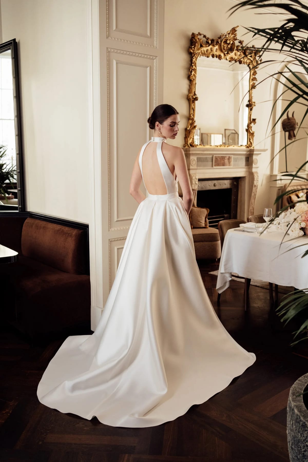 robe de mariée Halfpenny London disponible chez Melody Nelson à Erpent, Namur, Belgique
