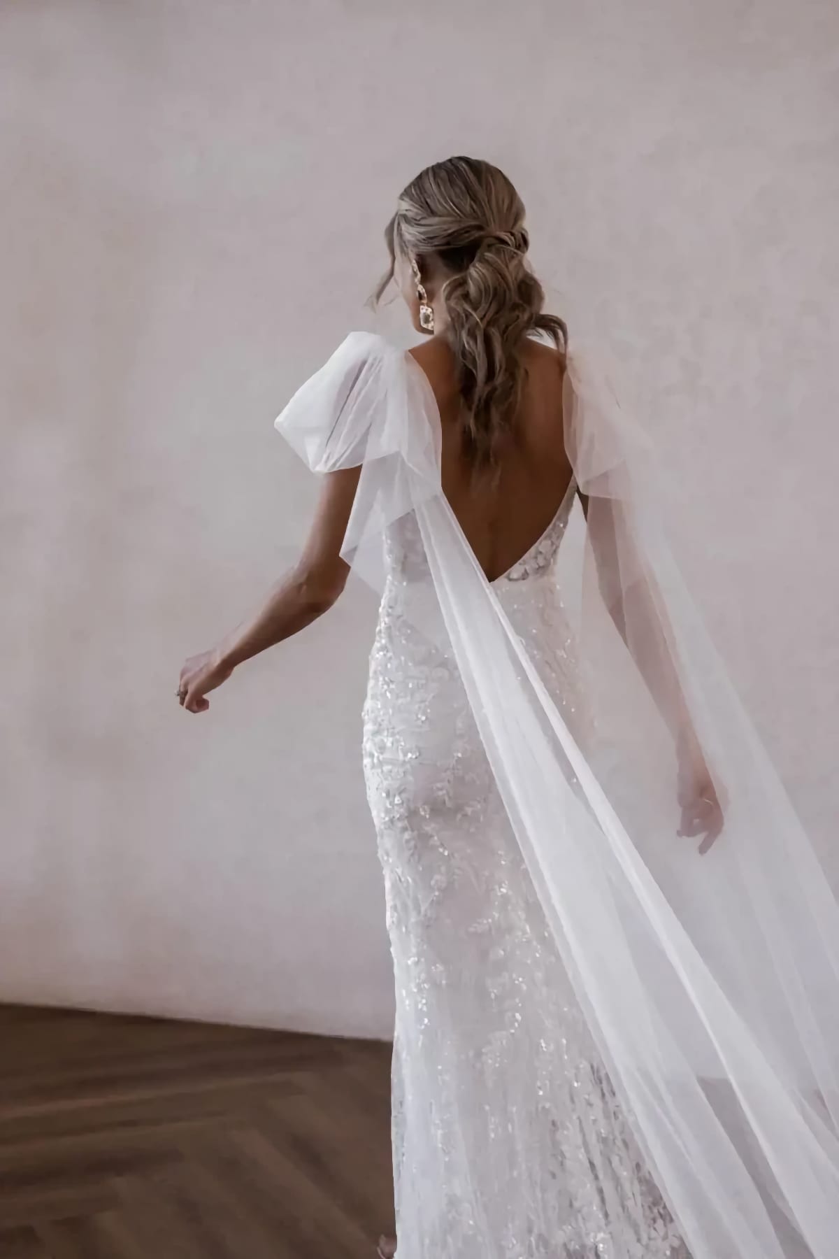 robe de mariée Made with Love disponible chez Melody Nelson à Erpent, Namur, Belgique