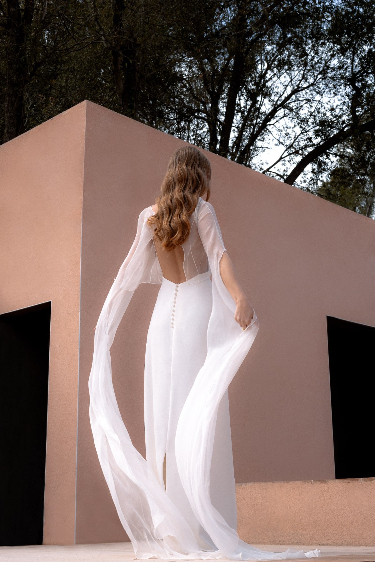 robe de mariée Otaduy disponible chez Melody Nelson à Erpent, Namur, Belgique