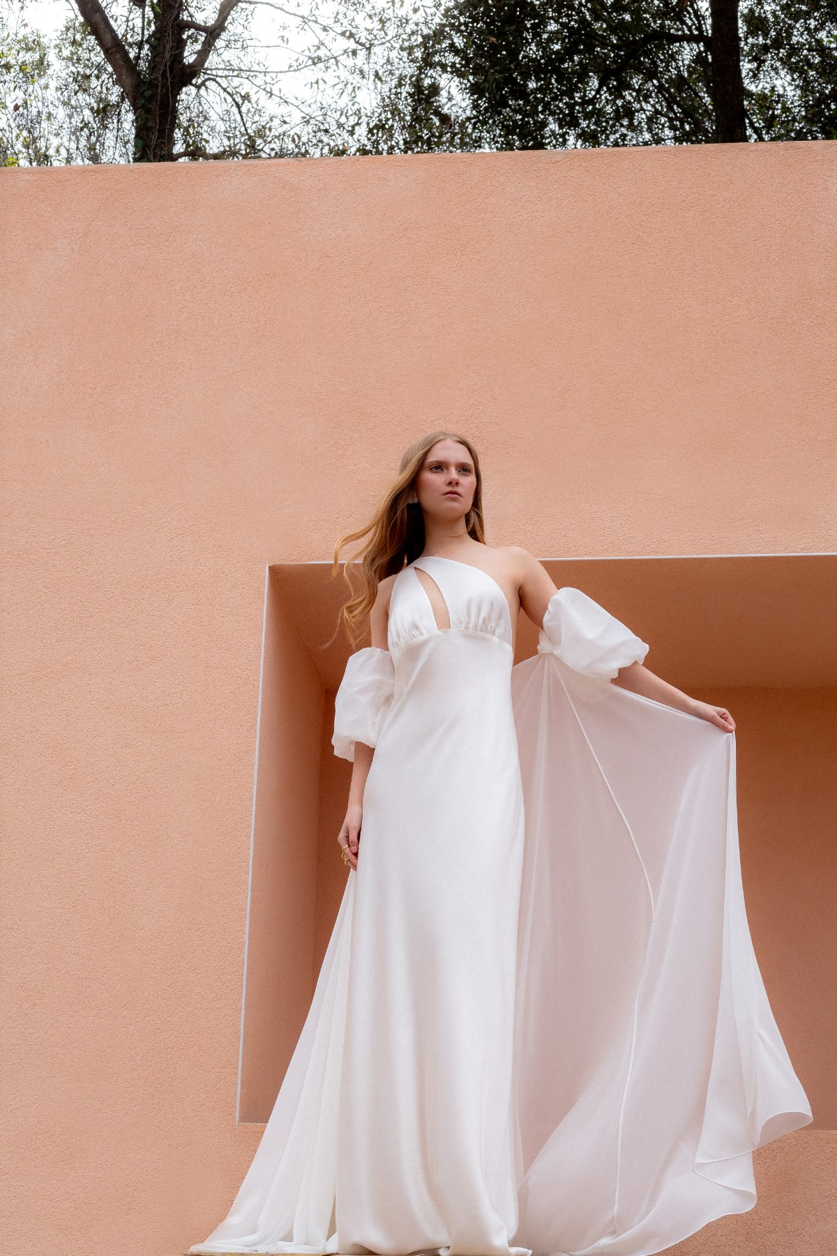 robe de mariée Otaduy disponible chez Melody Nelson à Erpent, Namur, Belgique