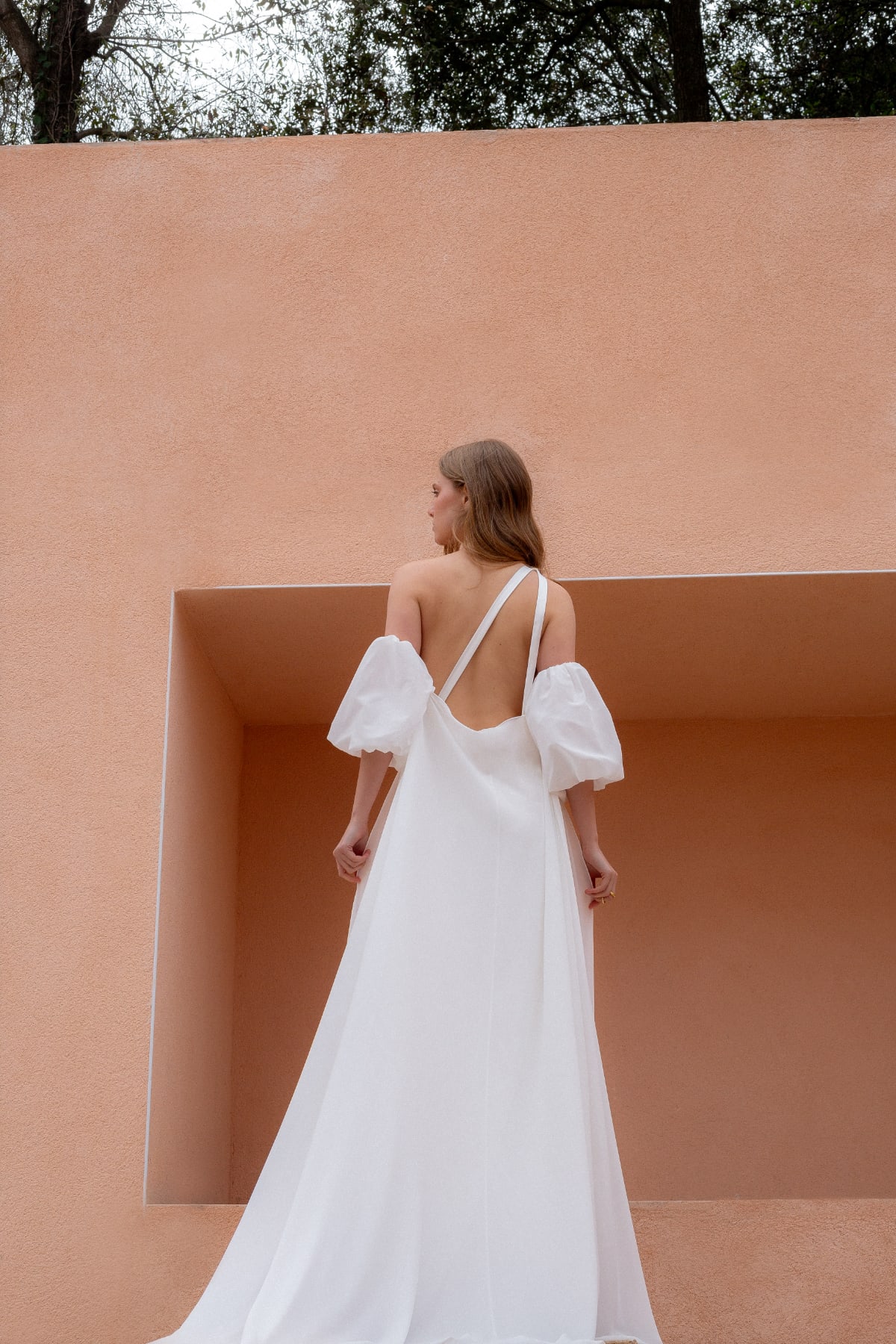 robe de mariée Otaduy disponible chez Melody Nelson à Erpent, Namur, Belgique