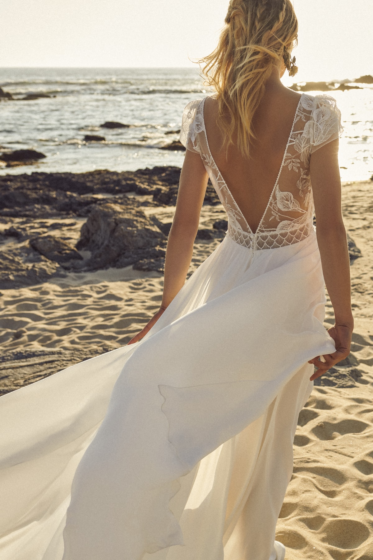 robe de mariée Rembo Styling disponible chez Melody Nelson à Erpent, Namur, Belgique