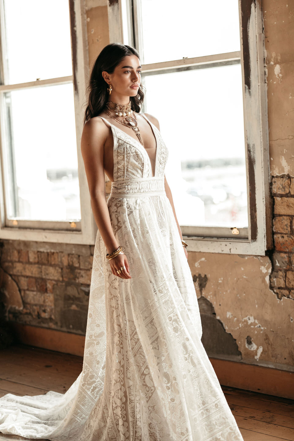 robe de mariée Rue de Seine disponible chez Melody Nelson à Erpent, Namur, Belgique