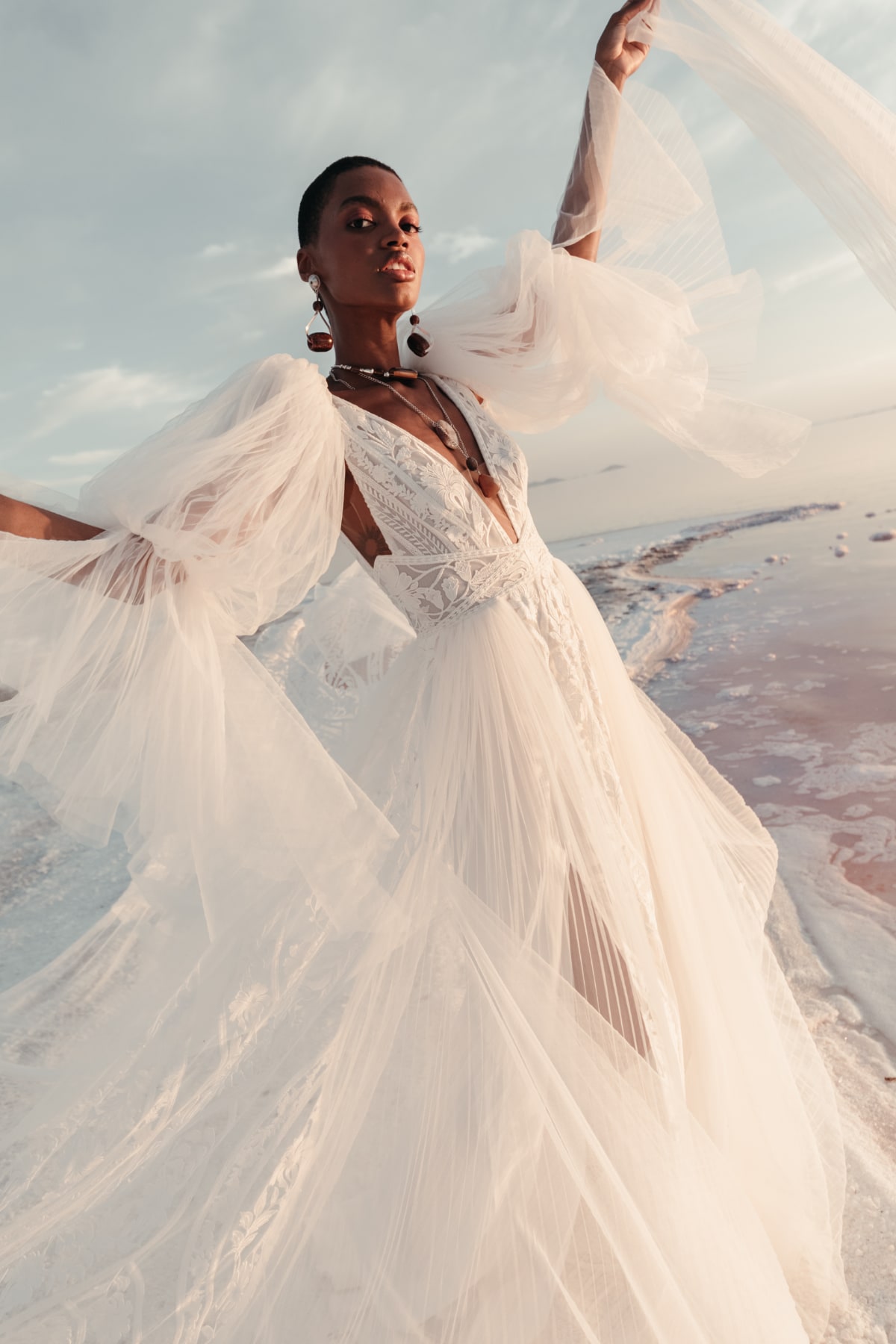 robe de mariée Rue de Seine disponible chez Melody Nelson à Erpent, Namur, Belgique