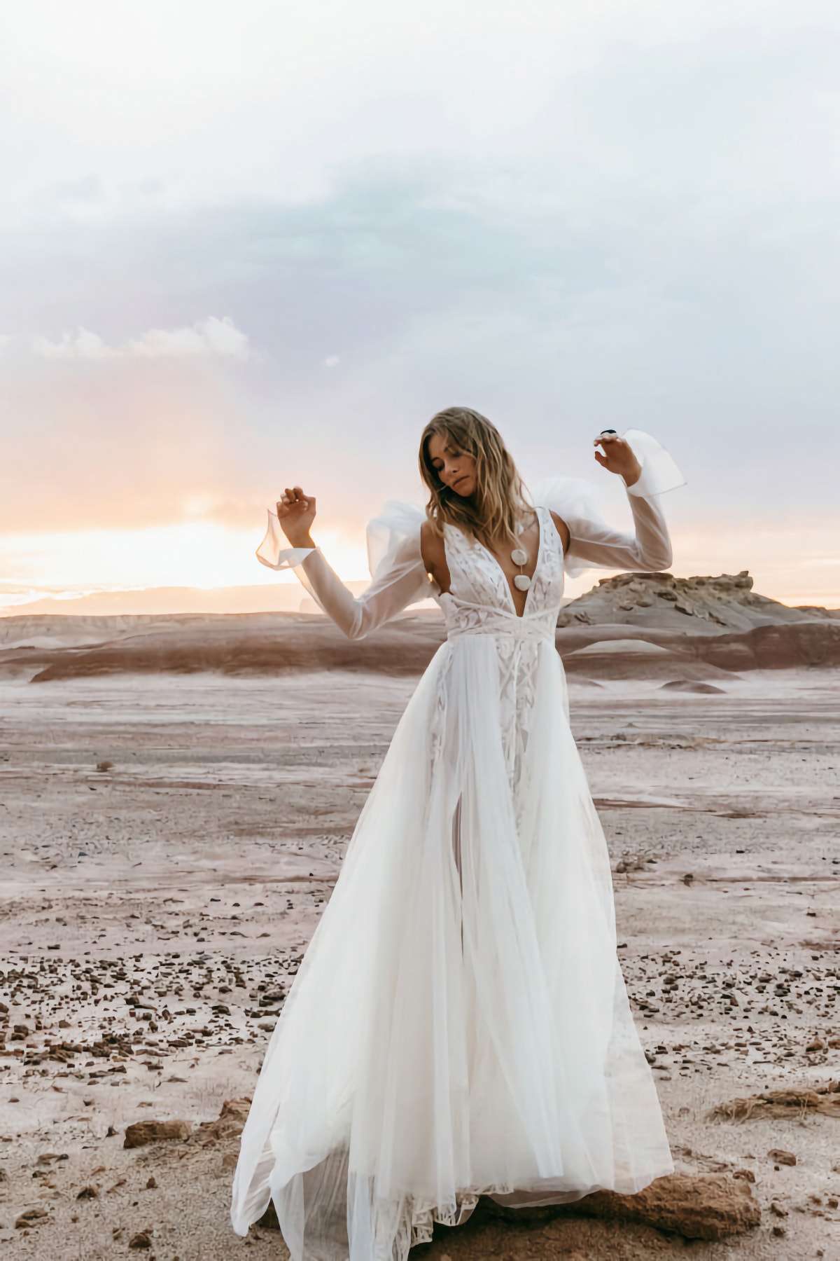 robe de mariée Rue de Seine disponible chez Melody Nelson à Erpent, Namur, Belgique